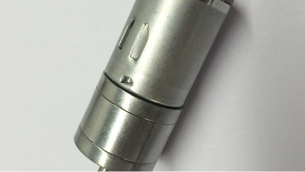 深圳新能源汽车电机厂家为您分析：新能源汽车电机电控行业发展