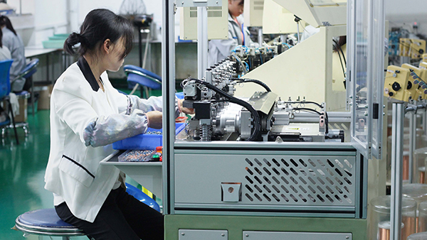 LUTUBE官方最新免费破解版电机-生产实拍